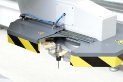 Automatic tool change (ATC)